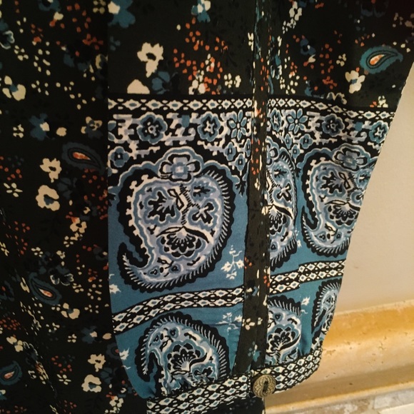 A&F Long-sleeve Boho Dress. - Picture 5 of 7